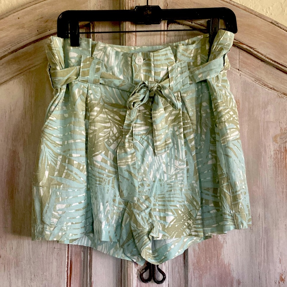 Dear John linen shorts